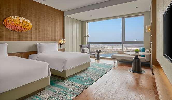 Artyzen Lingang Hotel 5*